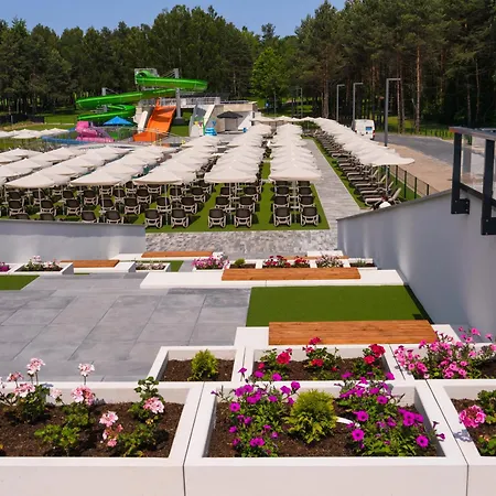 Resort Osada Zborów Camp&bed Podlesice