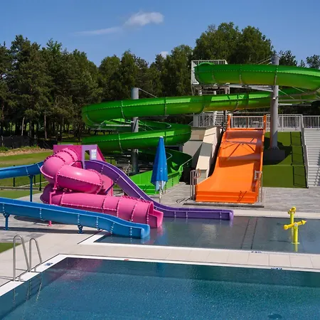 Resort Osada Zborów Camp&bed